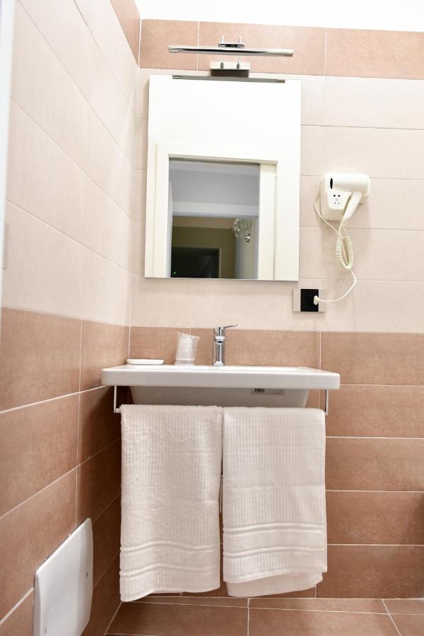 B&B A Due Passi Καζέρτα Εξωτερικό φωτογραφία