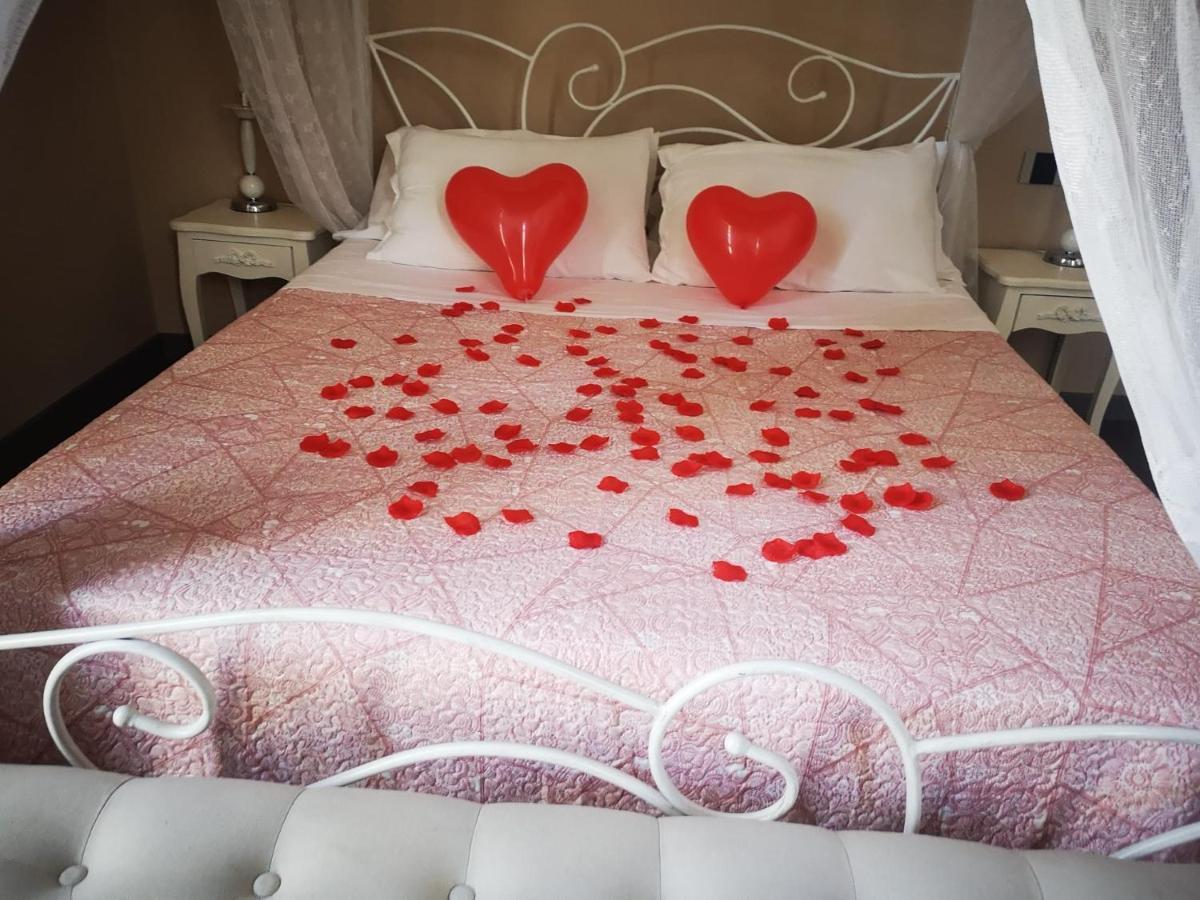 B&B A Due Passi Καζέρτα Εξωτερικό φωτογραφία